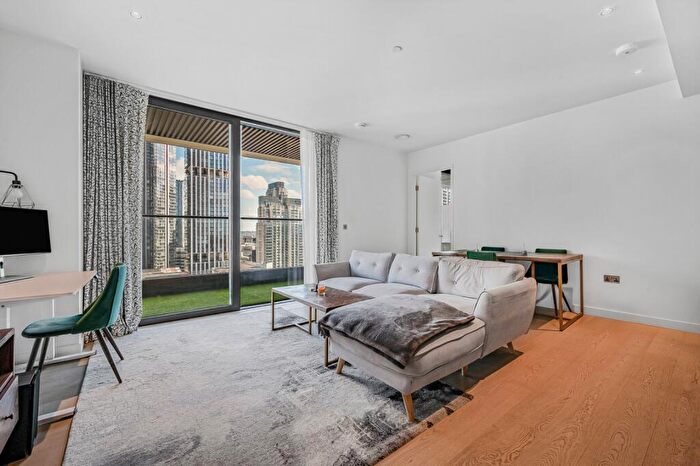 1 Bedroom Flat To Rent In Wards Place, South Quay, E14