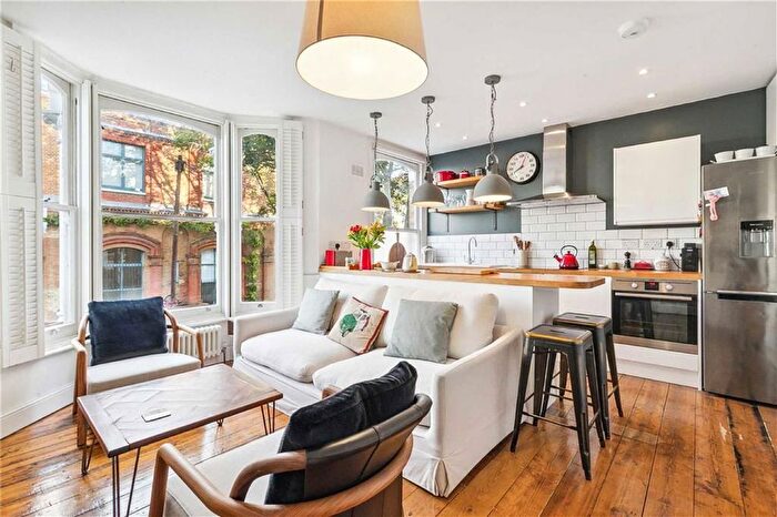 2 Bedroom Flat For Sale In Saltoun Road, Brixton, SW2