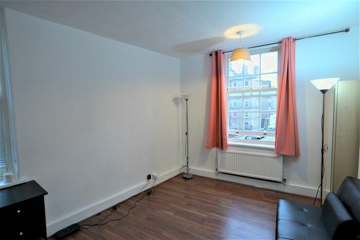 2 Bedroom Flat To Rent In Herbrand Street, London, WC1N