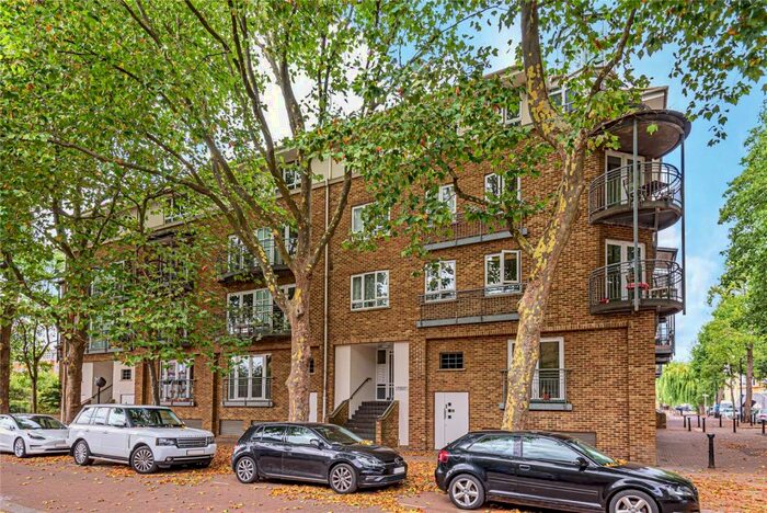 2 Bedroom Apartment To Rent In Rope Street, South Dock Marina, SE16