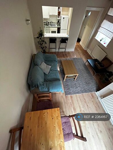 1 Bedroom Flat To Rent In Hendon Lane, London, N3