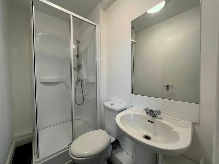 Studio To Rent In Cromwell Road, London, SW7