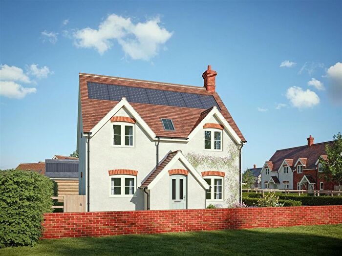 3 Bedroom Detached House For Sale In Townsend Farmyard, Poulshot, SN10