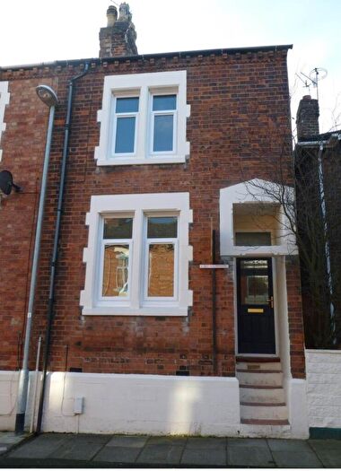 3 Bedroom End Of Terrace House To Rent In Oxford St Penkhull, ST4