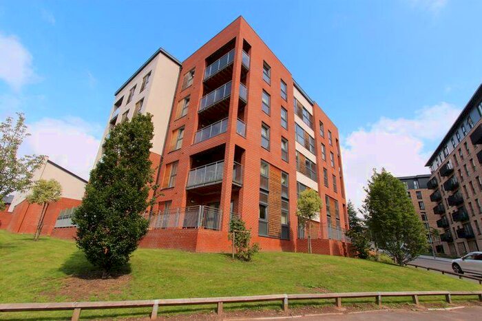 2 Bedroom Flat To Rent In Madison Walk, Birmingham, B15