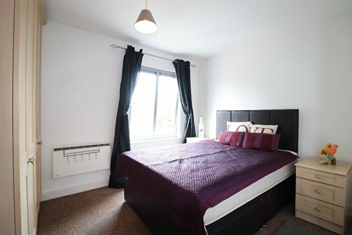 2 Bedroom Apartment To Rent In St James Mansions, Mount Stuart Square, Cardiff Bay, CF10