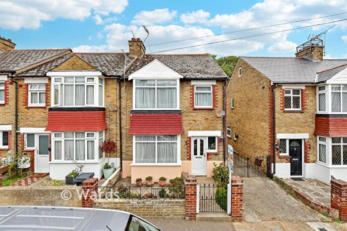 3 Bedroom Semi Detached House For Sale In Rosebery Avenue, Ramsgate, Kent, CT11