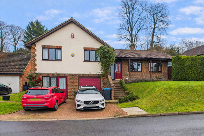 4 Bedroom Detached House For Sale In Beechwood Park, Felden, HP3