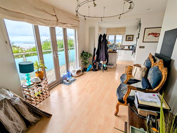 2 Bedroom Bungalow To Rent In Millards Hill, Instow, EX39