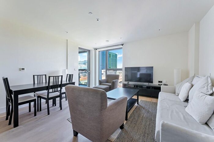 1 Bedroom Flat To Rent In Foundry House, Lockington Road, London, SW8