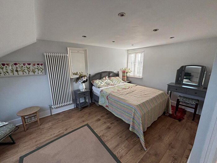 Studio To Rent In Egerton Road, South Norwood, SE25