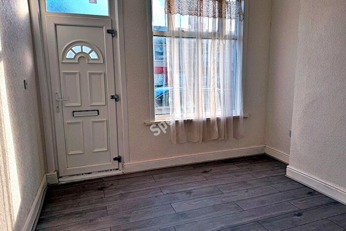 2 Bedroom Terraced House To Rent In Freemans Street, CV6
