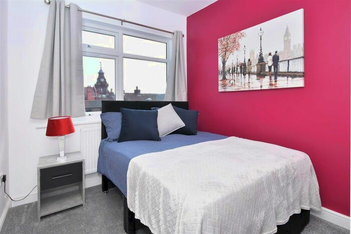 1 Bedroom Detached House To Rent In Westport Road, Burslem, Stoke-On-Trent, ST6