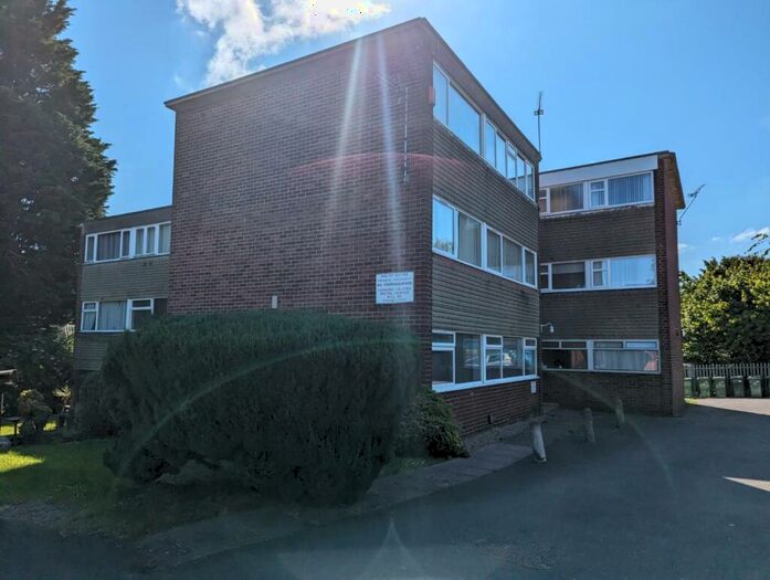 2 Bedroom Flat To Rent In Crathie Close, Coventry, CV2