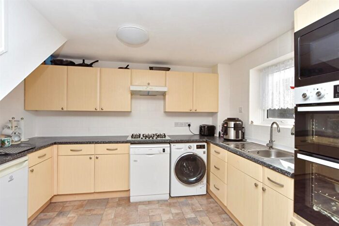 3 Bedroom Semi-Detached House For Sale In Pembroke Gardens, Rainham, Gillingham, Kent, ME8