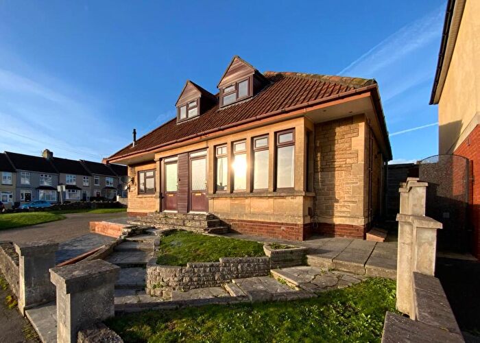 1 Bedroom Flat To Rent In Signal Road, Staple Hill, Bristol, BS16