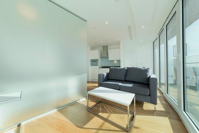 Studio To Rent In Arena Tower, Crossharbour Plaza, Canary Wharf, London, E14