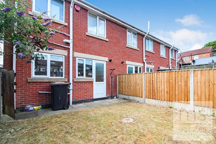 2 Bedroom End Of Terrace House To Rent In Willoughby Street, Beeston, NG9