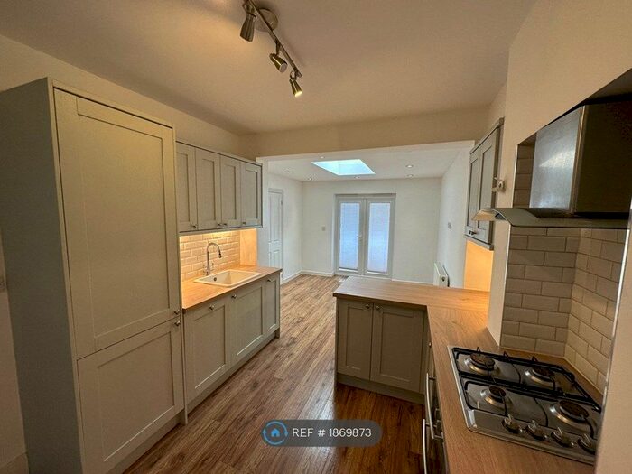 3 Bedroom Terraced House To Rent In Arthur Street, Bushey, WD23