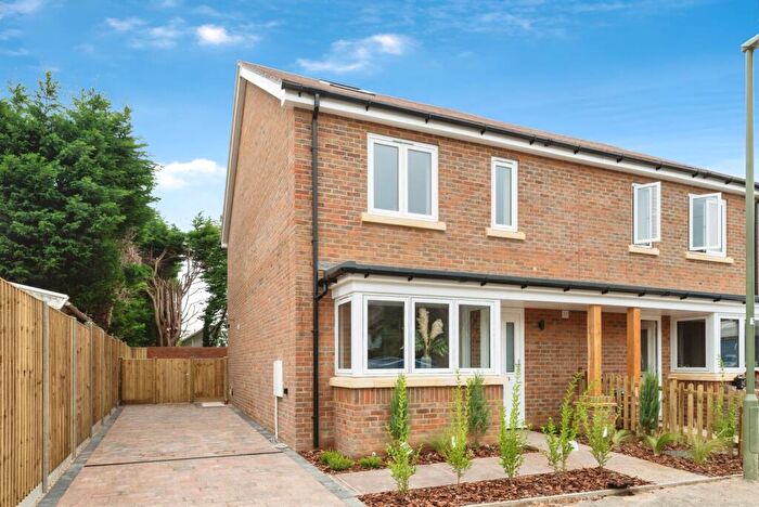 3 Bedroom Semi-Detached House For Sale In Wimborne Avenue, Redhill, Surrey, RH1