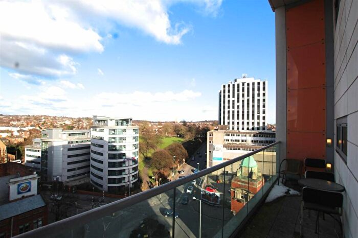 2 Bedroom Flat For Sale In Huntingdon Street, Nottingham, Nottinghamshire, NG1