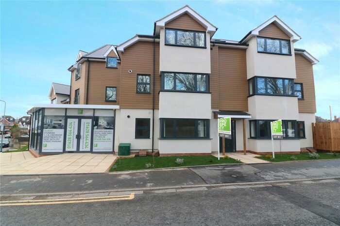 3 Bedroom Apartment To Rent In St. Marks Road, Maidenhead, Berkshire, SL6