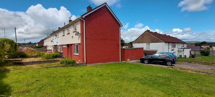 3 Bedroom End Terrace House For Sale In Heol Carnau, Caerau, Cardiff, CF5