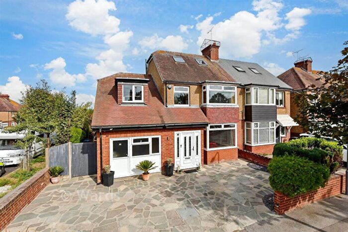 4 Bedroom Semi-Detached House For Sale In Garrard Avenue, Margate, Kent, CT9