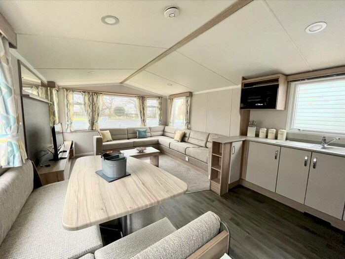 2 Bedroom Park Home For Sale In Station Road, Moortown, LN7