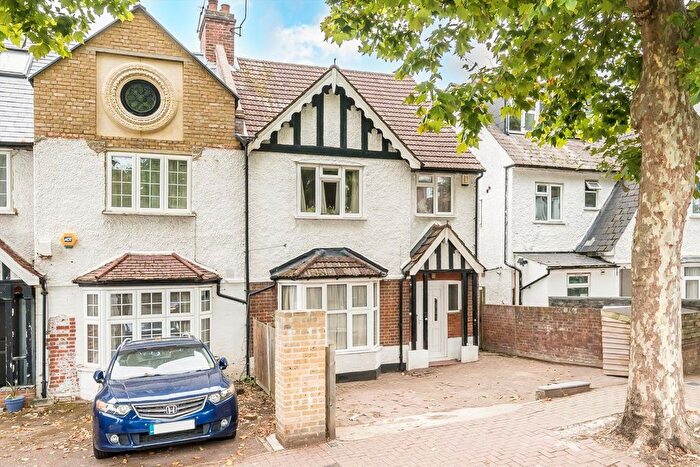 4 Bedroom Property To Rent In Sutherland Grove, Wandsworth, SW18