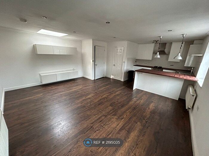2 Bedroom Flat To Rent In Orford Close, Golborne, Warrington, WA3