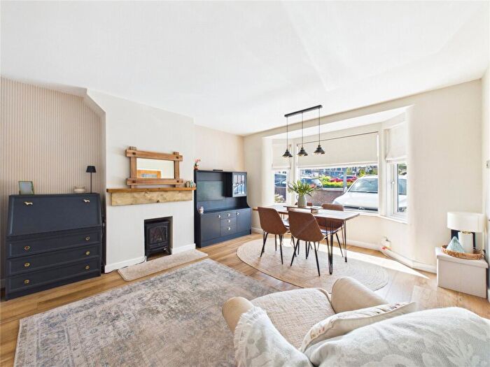 3 Bedroom Semi Detached House For Sale In Alma Road, Kingswood, Bristol, BS15
