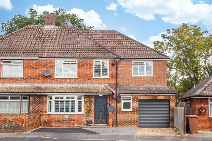 5 Bedroom Semi-Detached House For Sale In The Coronet, Horley, RH6