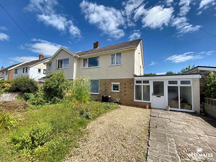 3 Bedroom Semi-Detached House For Sale In Heol Drindod, Johnstown, Carmarthen, SA31