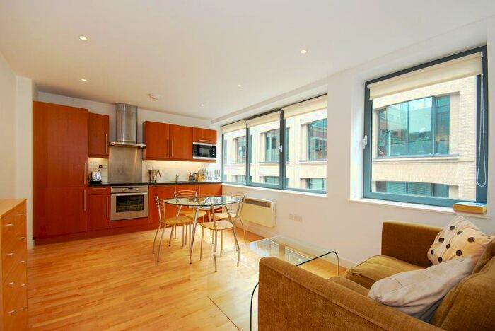 1 Bedroom Apartment To Rent In Fetter Lane, Epc:C, EC4