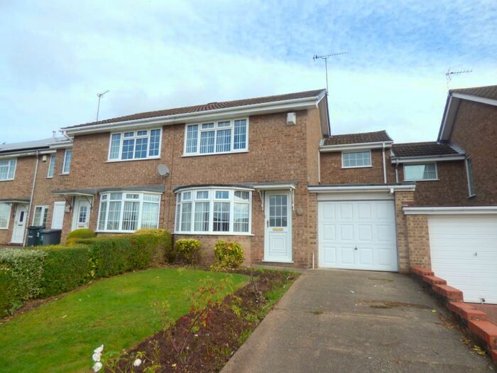 3 Bedroom Semi-Detached House To Rent In Lorimer Avenue, Gedling, NG4