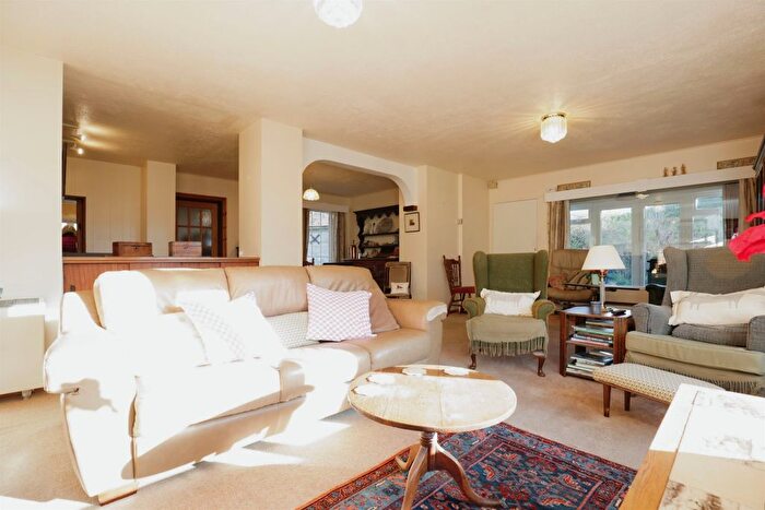 4 Bedroom Detached Bungalow For Sale In Vicarage Lane, Harbury, Leamington Spa, CV33