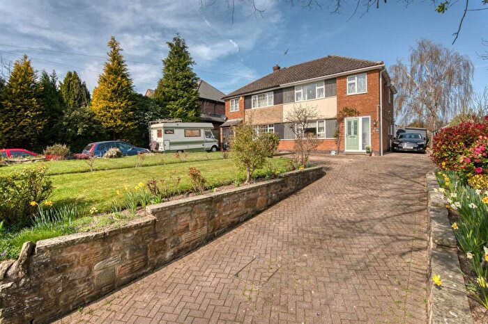 3 Bedroom Semi-Detached House For Sale In Strettea Lane, Higham, DE55
