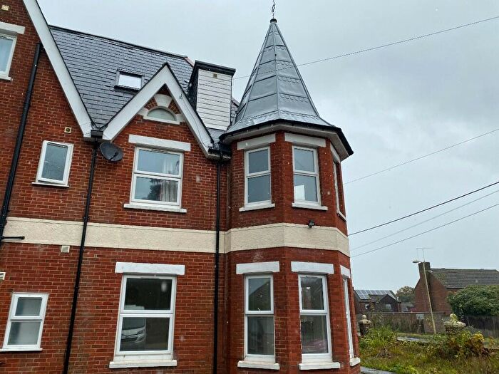 1 Bedroom Flat To Rent In Park Road, Fordingbridge, Hampshire, SP6