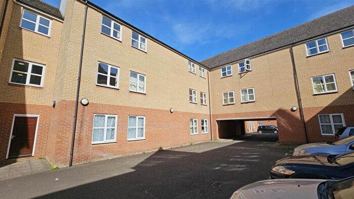 2 Bedroom Flat To Rent In Flat Bentley House, Abbeygate Court, March, PE15