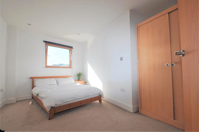 2 Bedroom Apartment To Rent In Magellan House, Clarence Dock, Leeds, West Yorkshire, LS10