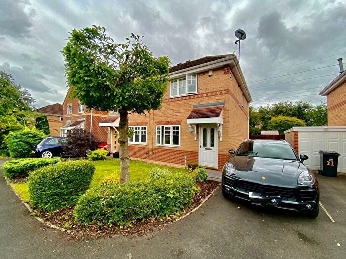 3 Bedroom Semi-Detached House To Rent In Cloughfield, Penwortham, Preston, PR1