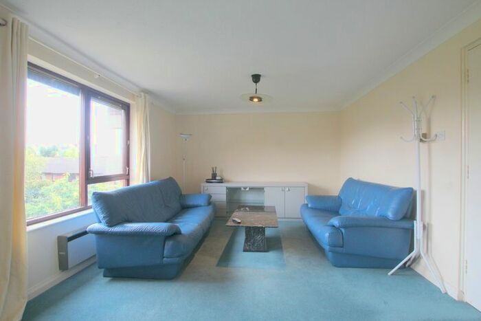 2 Bedroom Flat To Rent In Maltings Place, London, SW6