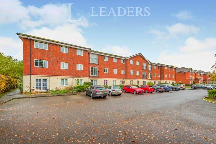 2 Bedroom Flat To Rent In Brookers Road, Billingshurst RH14