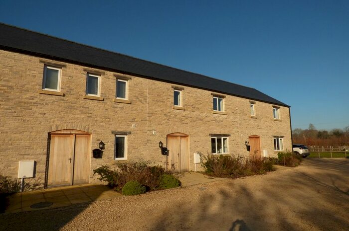 3 Bedroom Terraced House To Rent In Weald, Bampton, OX18