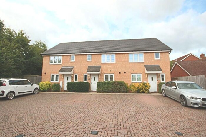 3 Bedroom Terraced House For Sale In Fullingpits Avenue, Barming, Maidstone, ME16