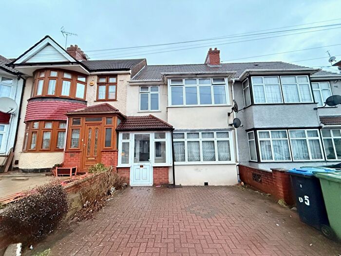 3 Bedroom Terraced House To Rent In Woodside Avenue, Wembley, HA0
