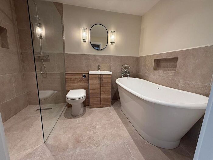 3 Bedroom Detached Bungalow For Sale In Woodside Close, Dersingham, King's Lynn, PE31