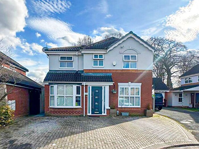 4 Bedroom Detached House For Sale In Chartwell Grove, Liverpool, L26