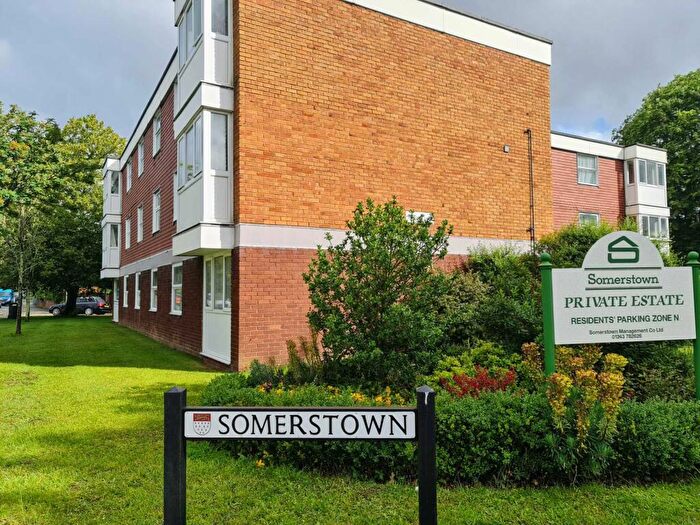 2 Bedroom Flat To Rent In Somerstown, Chichester, PO19